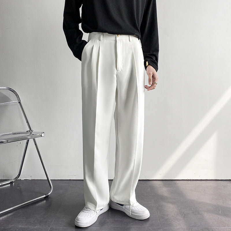 GUNSAN Slim-Fit Trousers