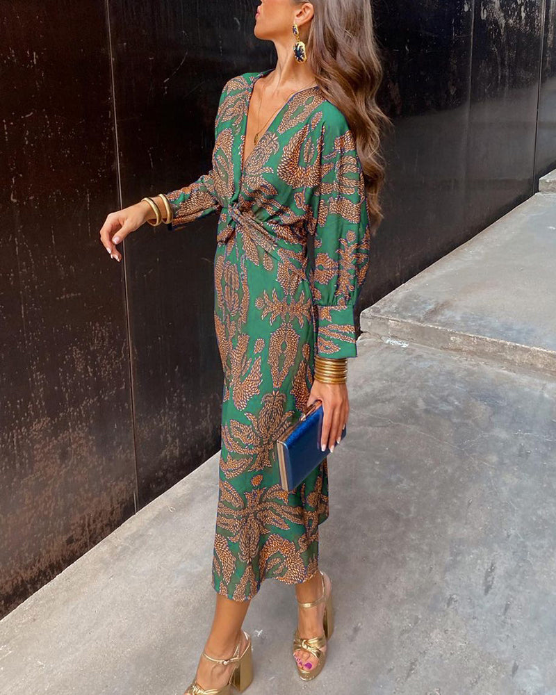 Isadora™ | Elegant Midi Dress with a Delicate Prin