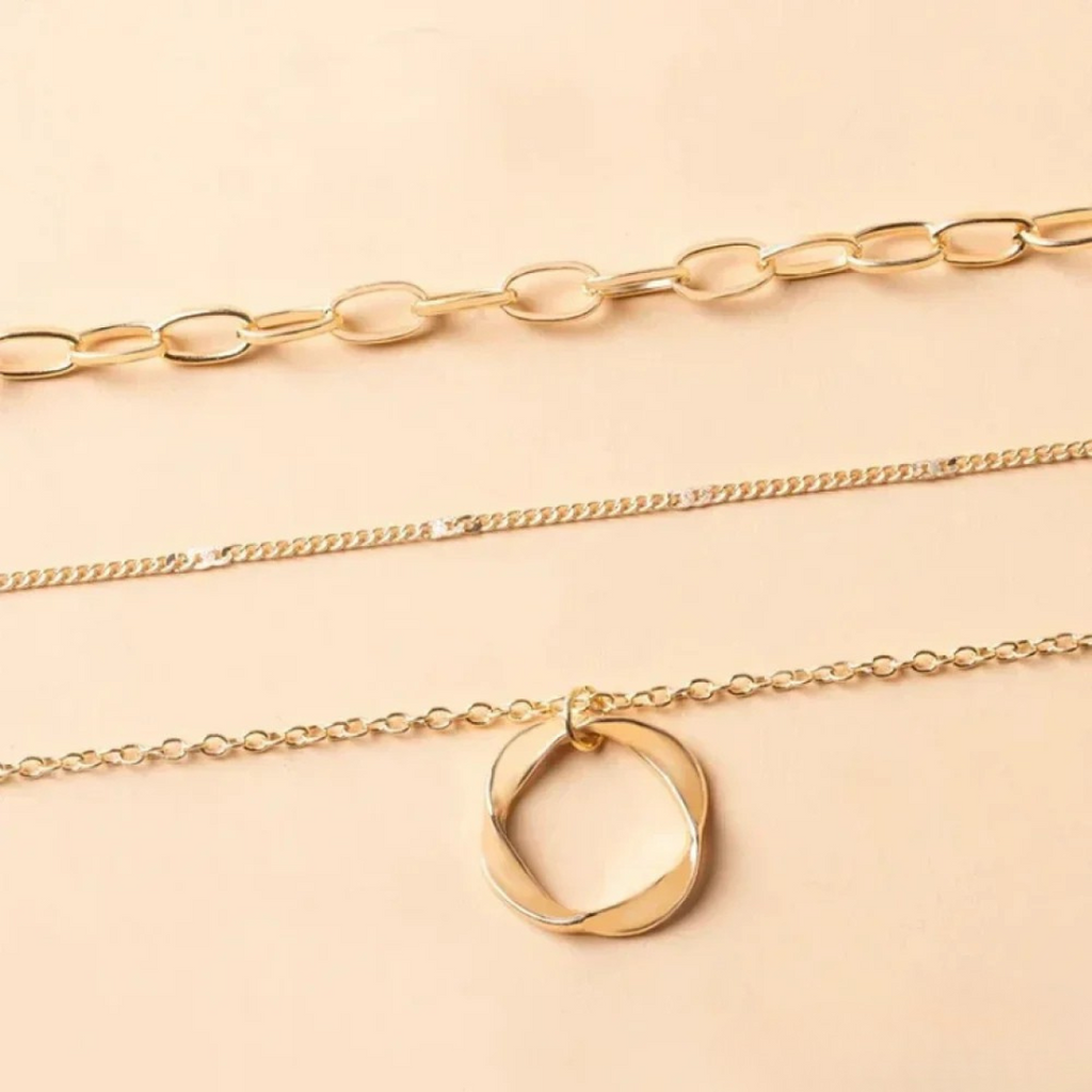 Layered Vintage Gold Pendant Necklace
