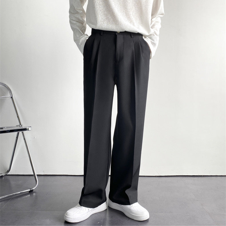 GUNSAN Slim-Fit Trousers