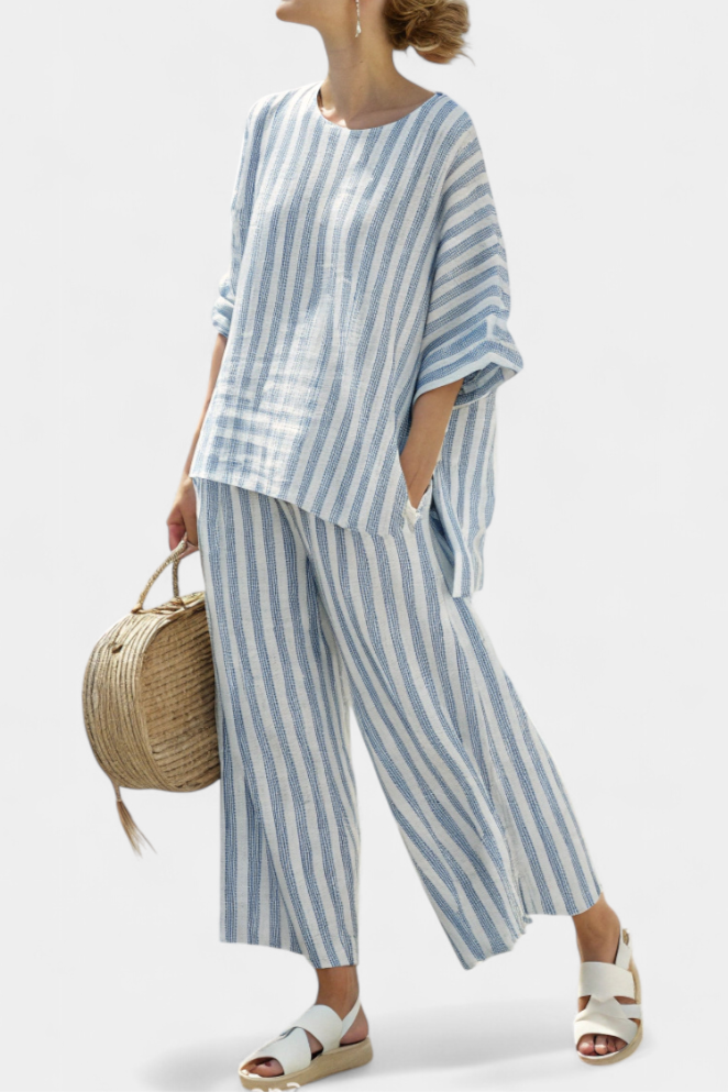 Federica — Top Sophisticated Linen With Blue Stripes & Relaxed Trousers