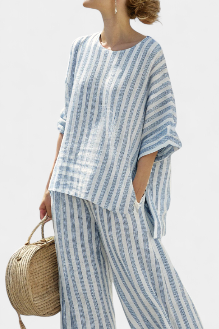 Federica — Top Sophisticated Linen With Blue Stripes & Relaxed Trousers