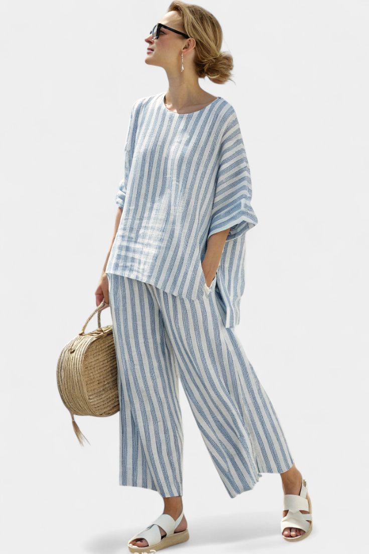 Federica — Top Sophisticated Linen With Blue Stripes & Relaxed Trousers