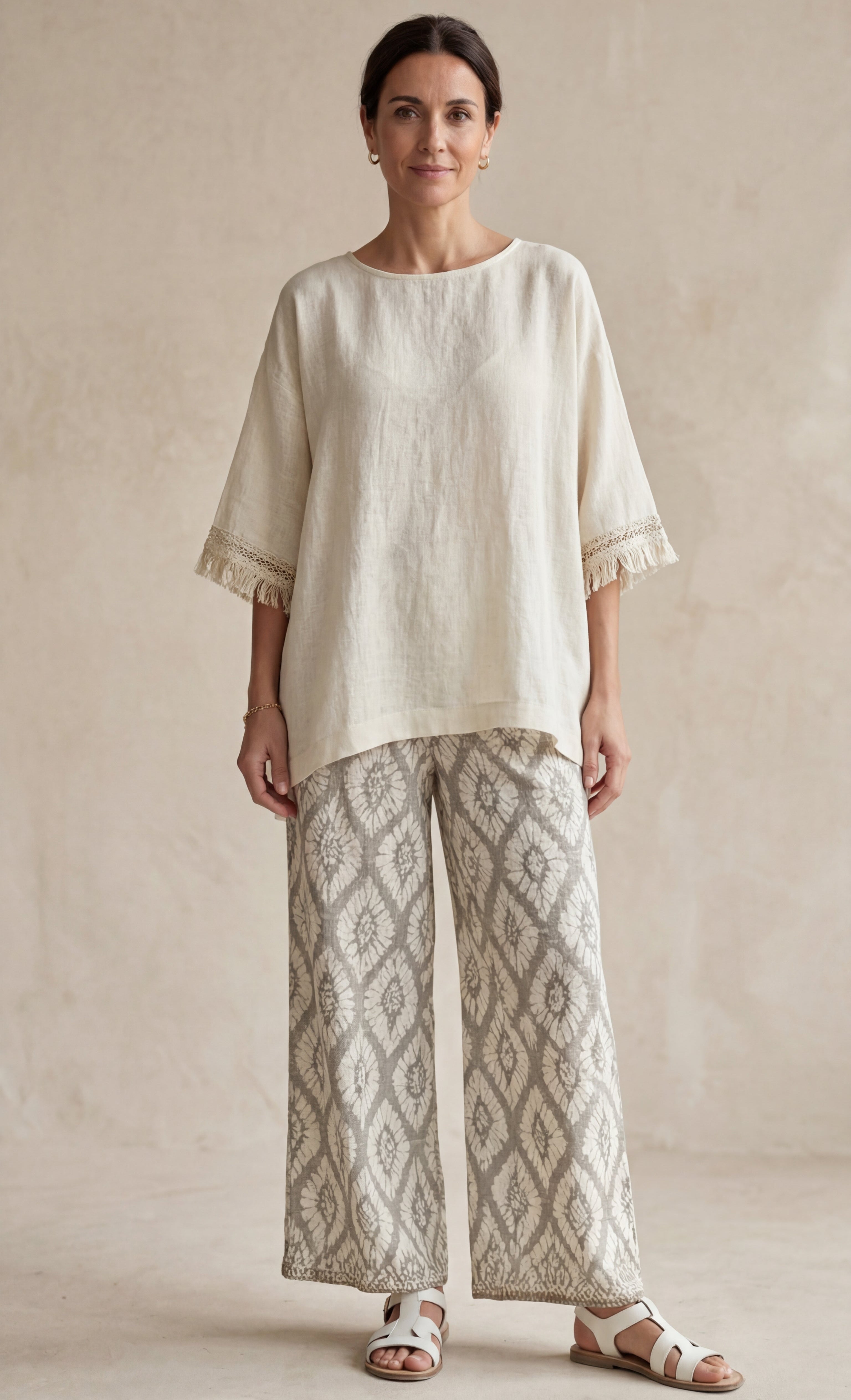 Ilaria — Top Sophisticated & Trousers Casual