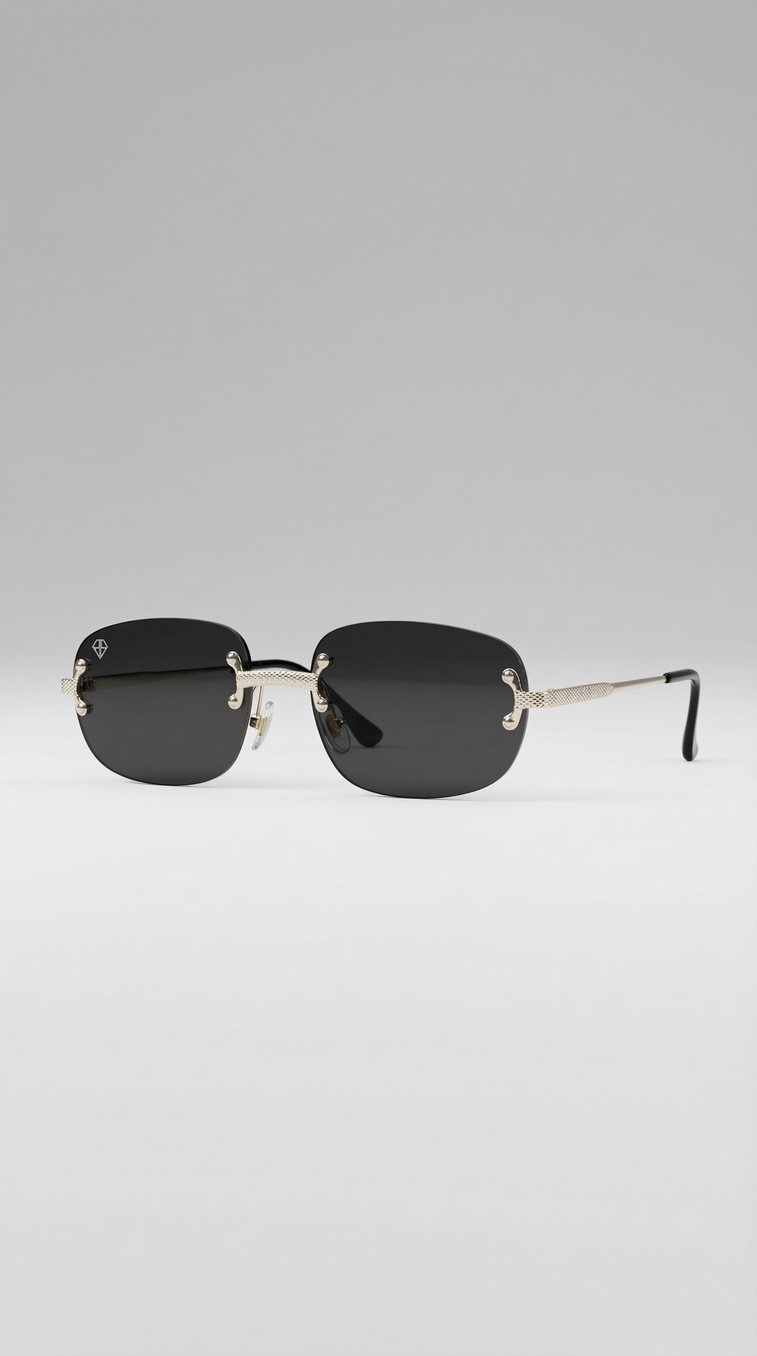 MAGNO | Smoke Grey Sunglasses