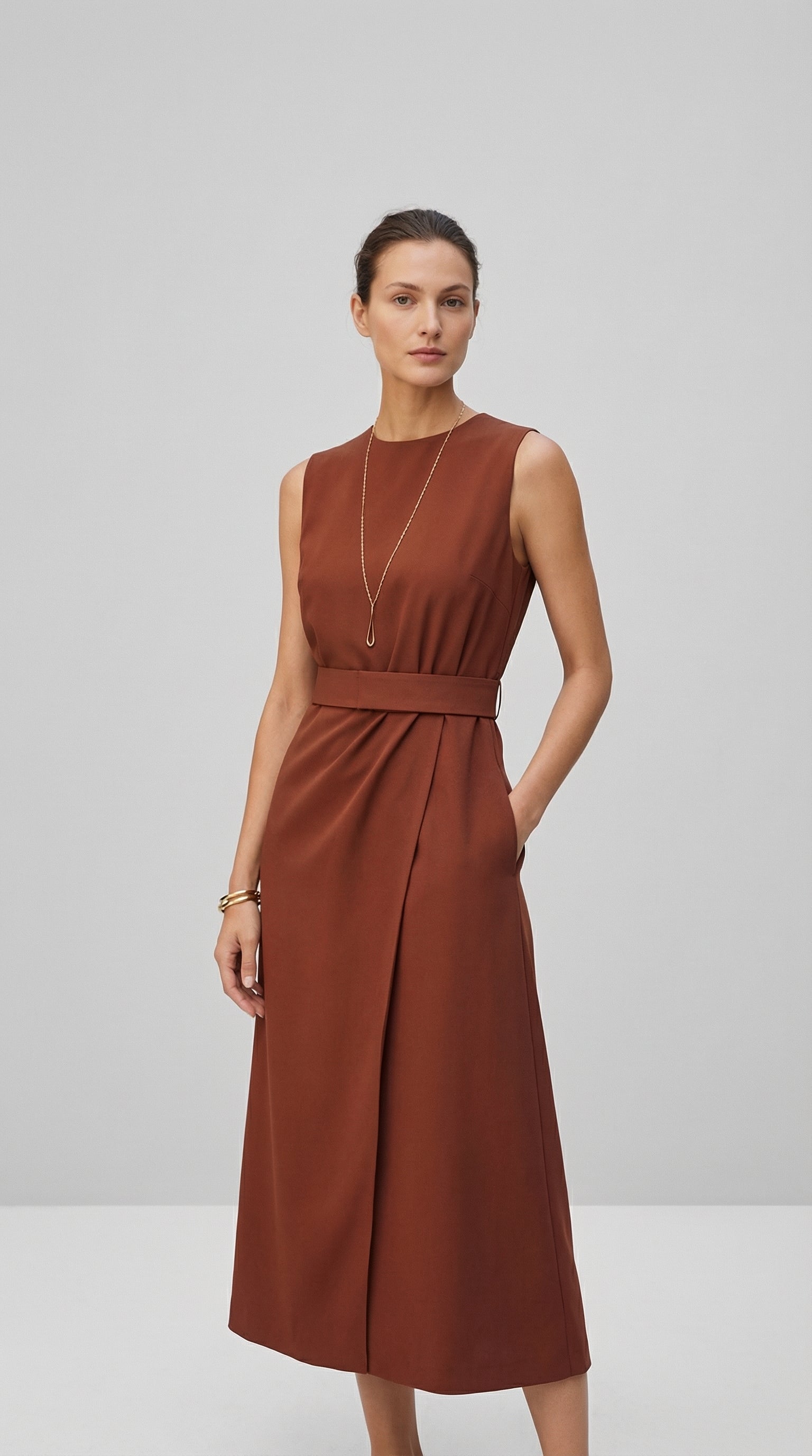 CLARIMOND | ELEGANT ROUND NECK DRESS
