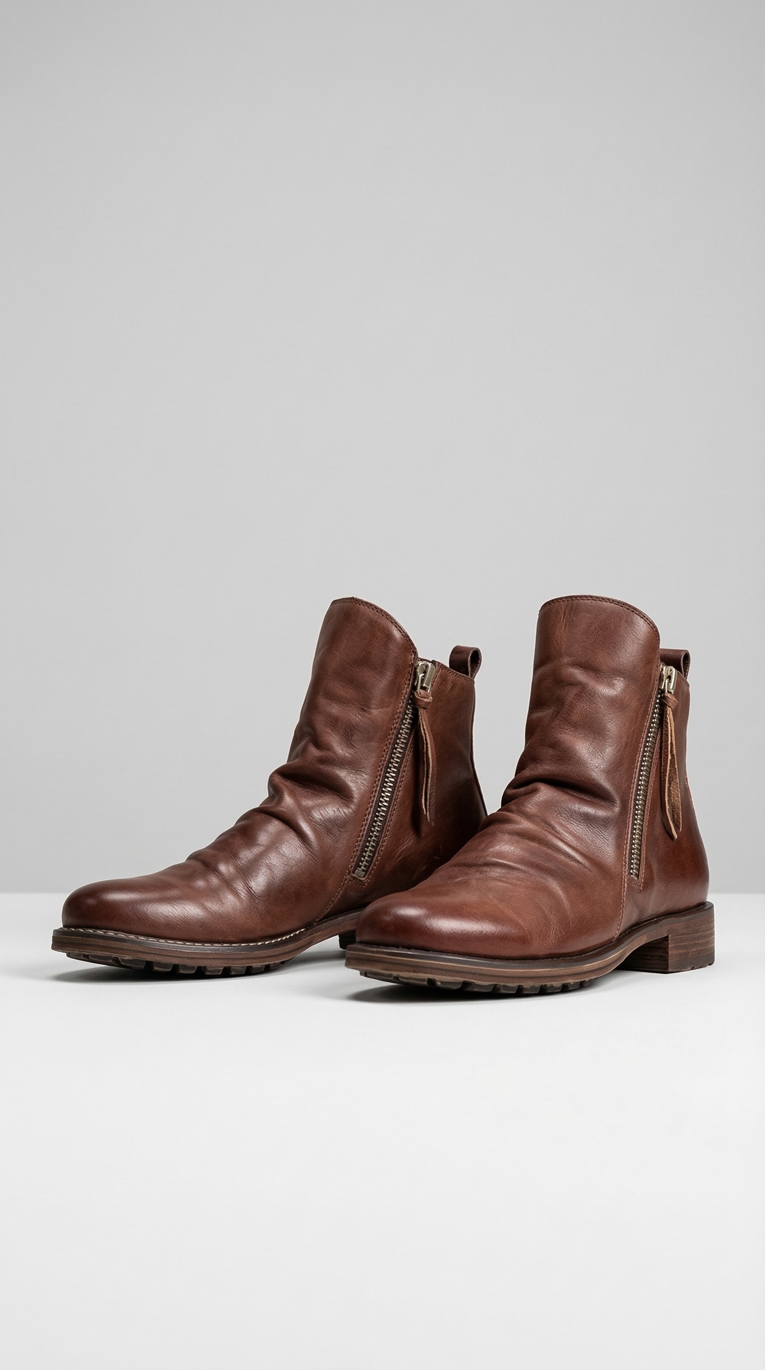 Billy - Leather Chelsea Boots